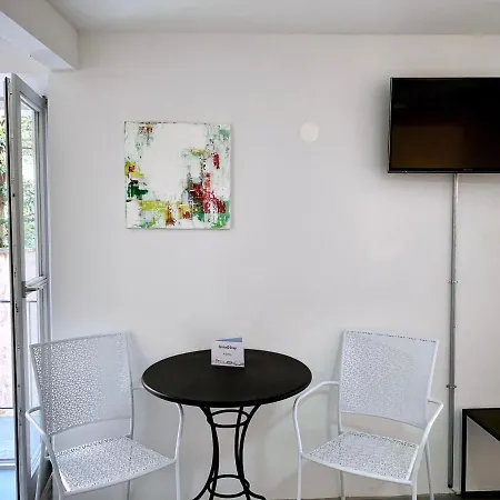 Great2stay Center Апарт-отель Локарно